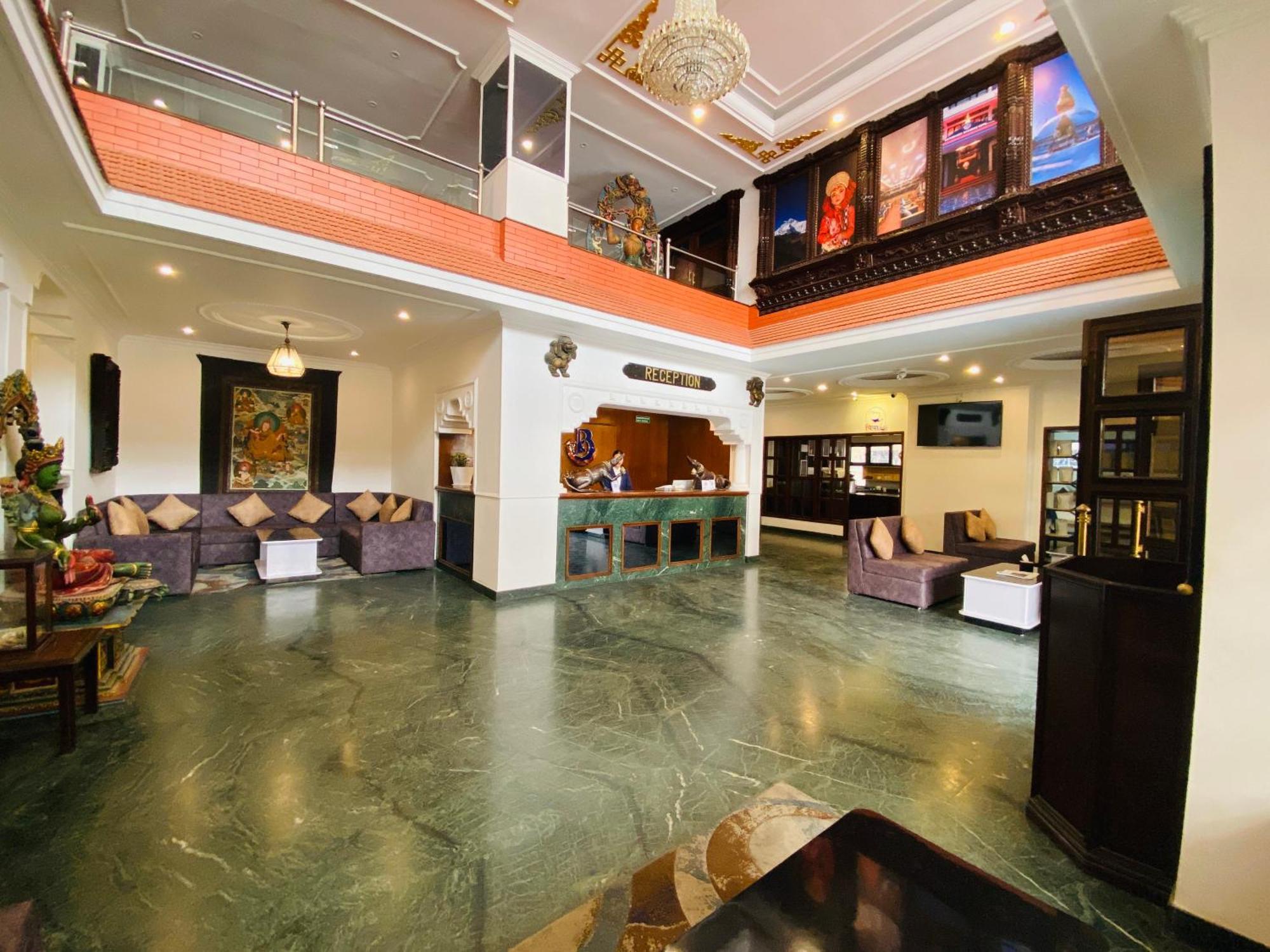 Kathmandu Business Hotel Bagian luar foto