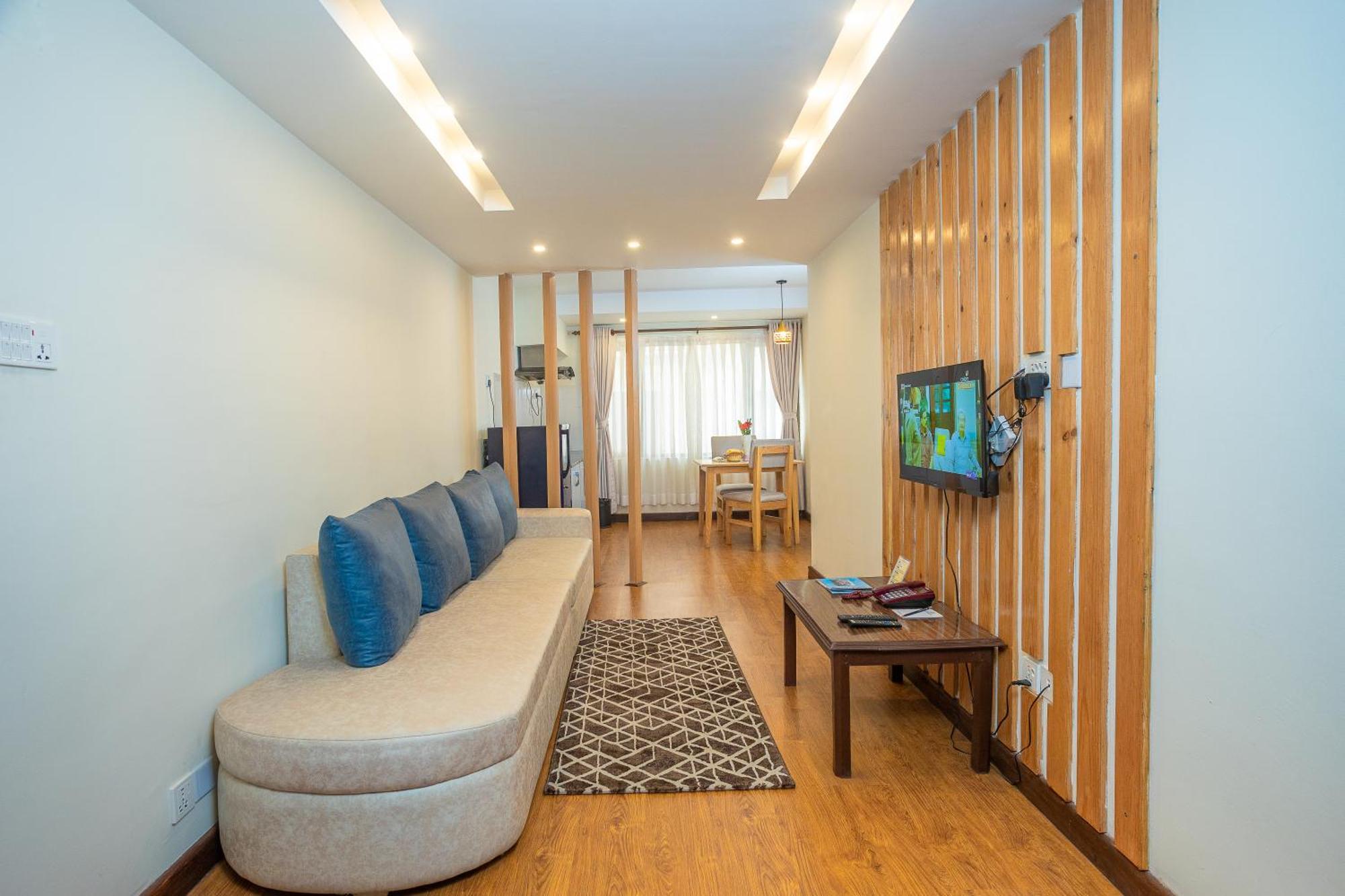 Kathmandu Business Hotel Bagian luar foto