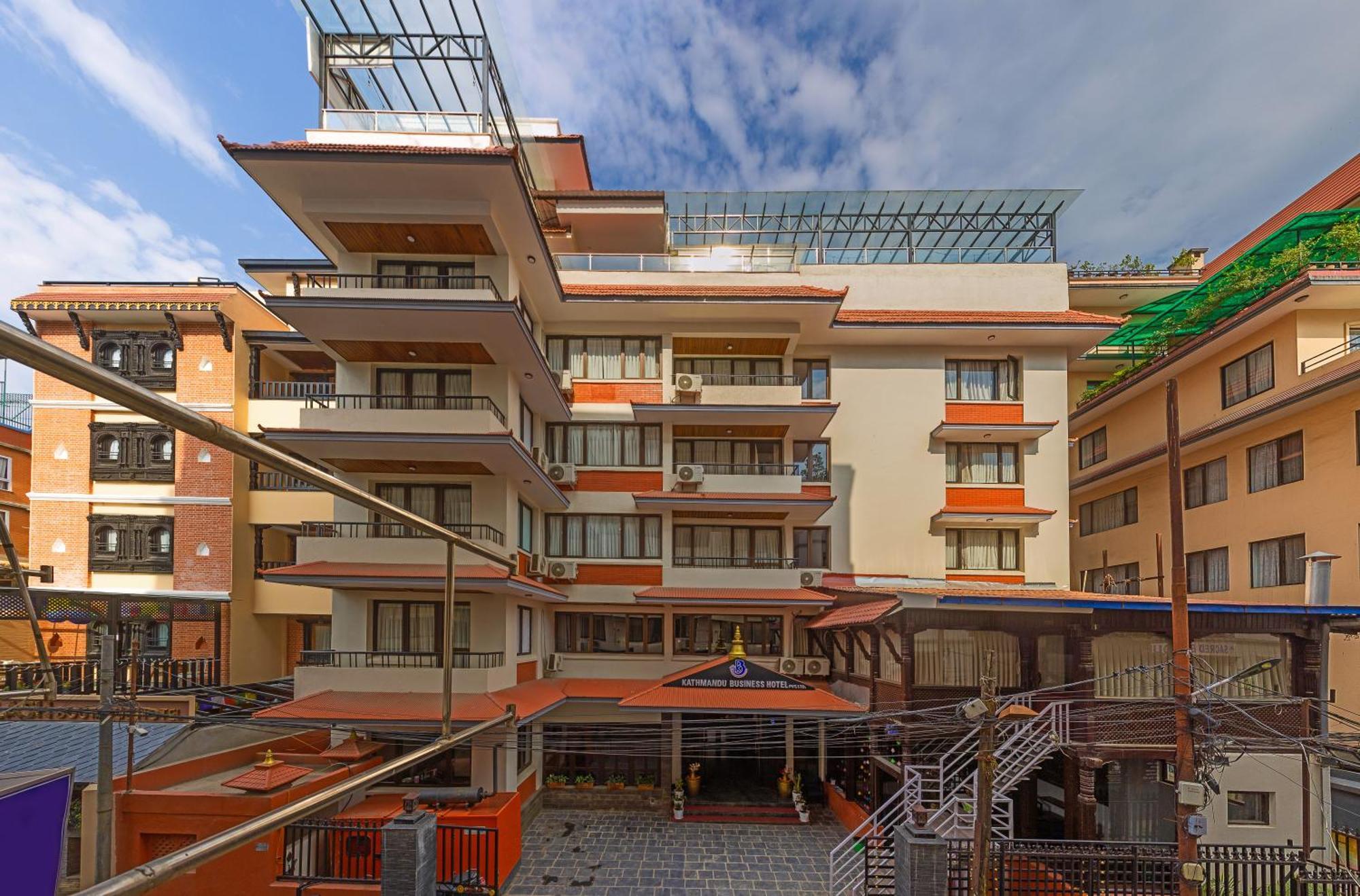 Kathmandu Business Hotel Bagian luar foto